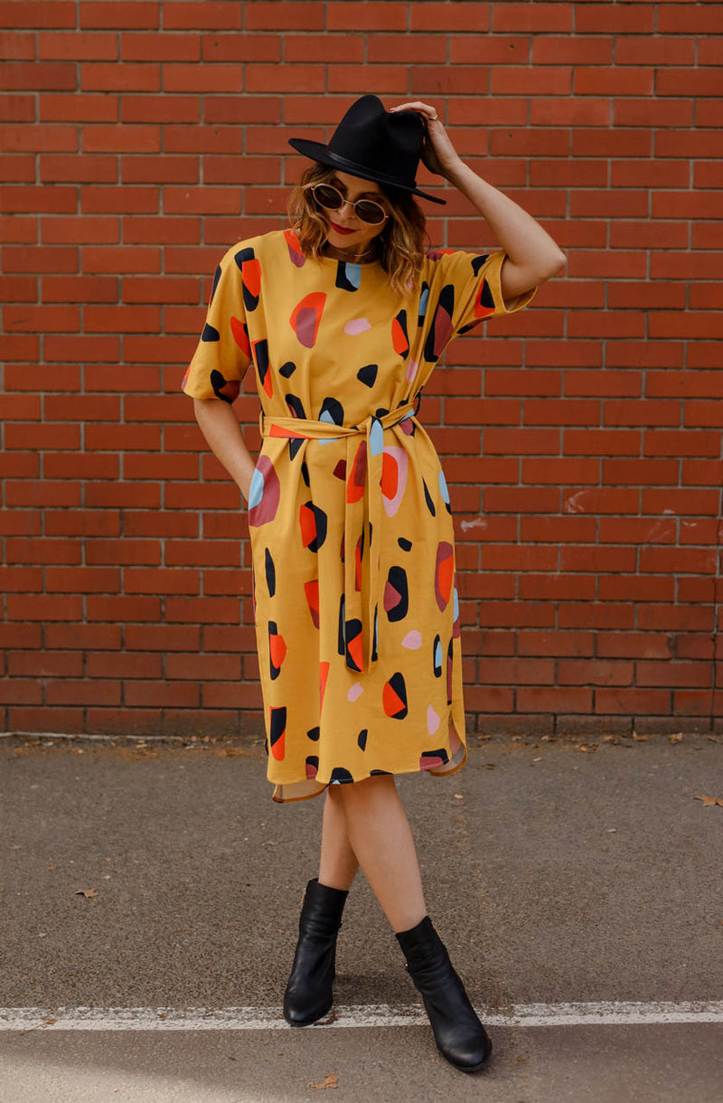Annie Dress Mustard Sauros in Cotton