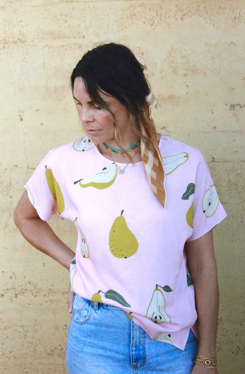 Annabella top - Peachy Pears - DEVOI