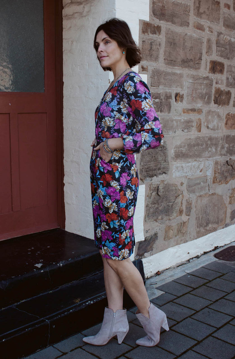 DEVOI Frances pencil skirt in stretch cotton. This skirt is printed in Black Empress floral print. the skirt is super comfy and has pockets and a back vent.