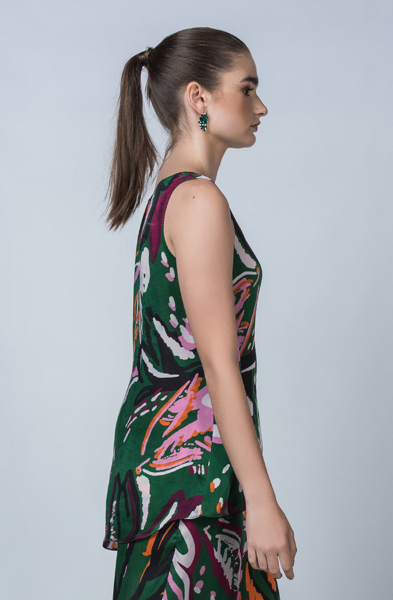 Green Wild Thing printed tank top in cupro vegan silk with a scoop neck.